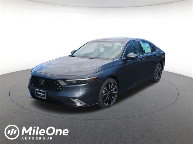 2025 Honda Accord Hybrid Touring's photo