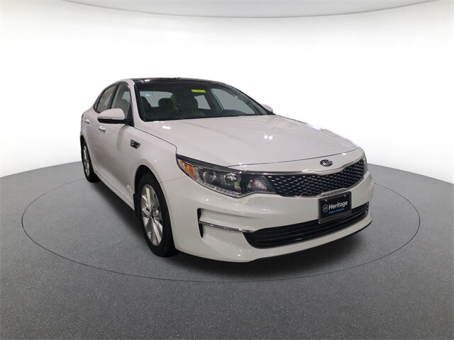 2018 Kia Optima EX photo 3