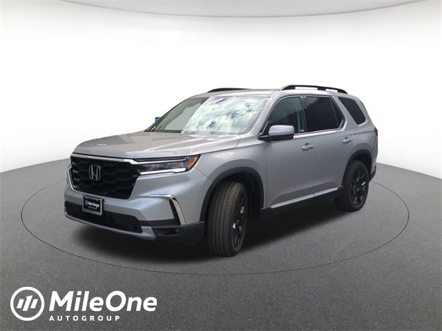 2025 Honda Pilot Touring's photo