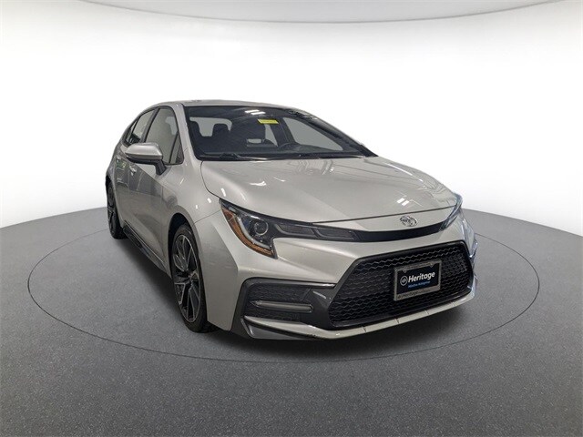 2022 Toyota Corolla SE photo 3