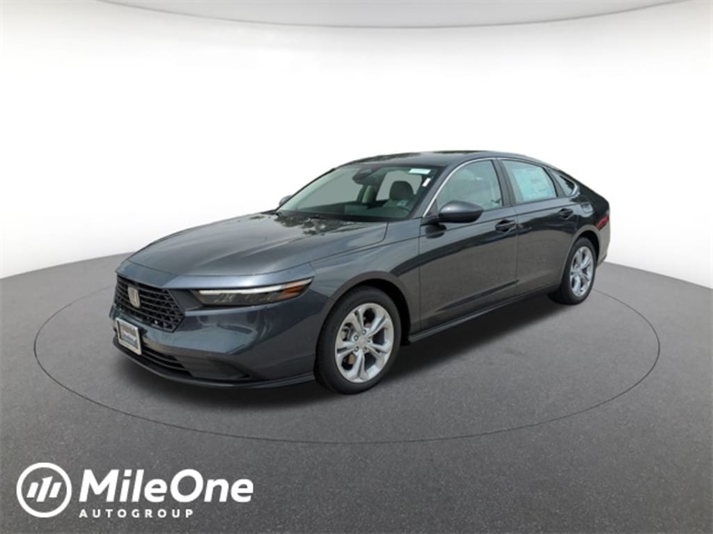 New 2025 Honda Accord LX Sedan