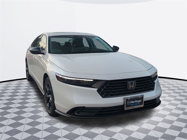2025 Honda Accord SE photo 2