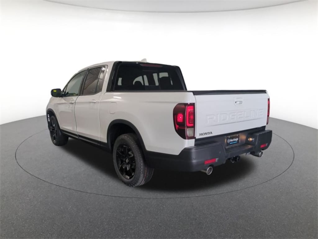 New 2025 Honda Ridgeline Black Edition Truck Crew Cab