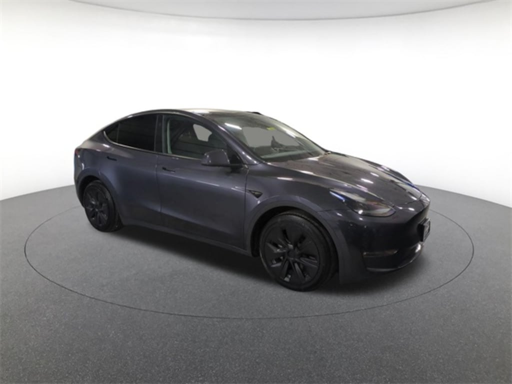 Used 2024 Tesla Model Y Long Range SUV