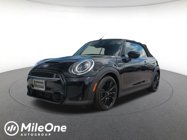 2023 MINI Convertible Cooper S's photo