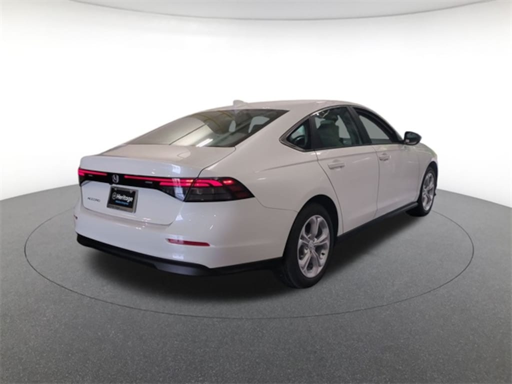 New 2025 Honda Accord LX Sedan