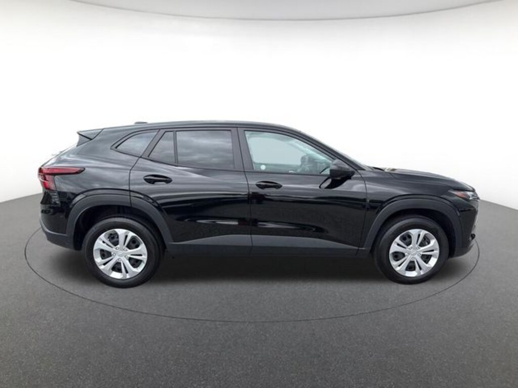 Used 2025 Chevrolet Trax LS SUV
