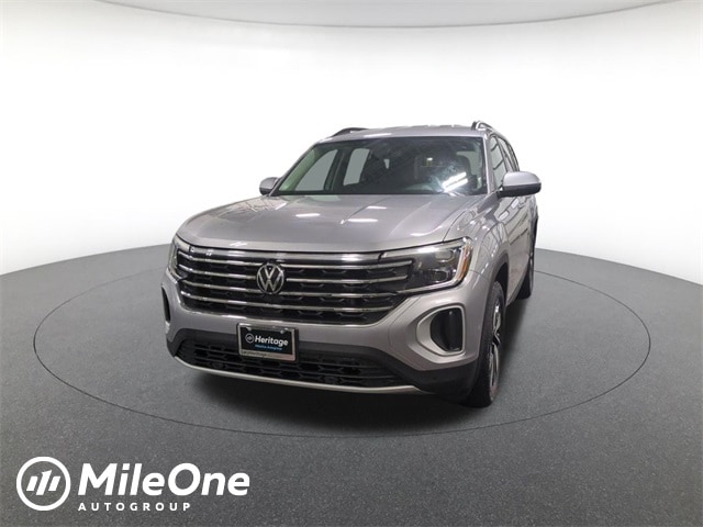 2025 Volkswagen Atlas SE w/Tech