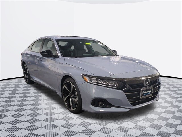 2022 Honda Accord Sport 2.0T photo 3