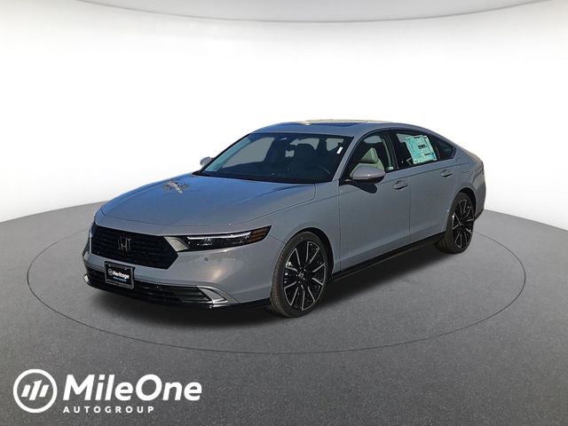 2026 Honda Accord Hybrid Touring's photo