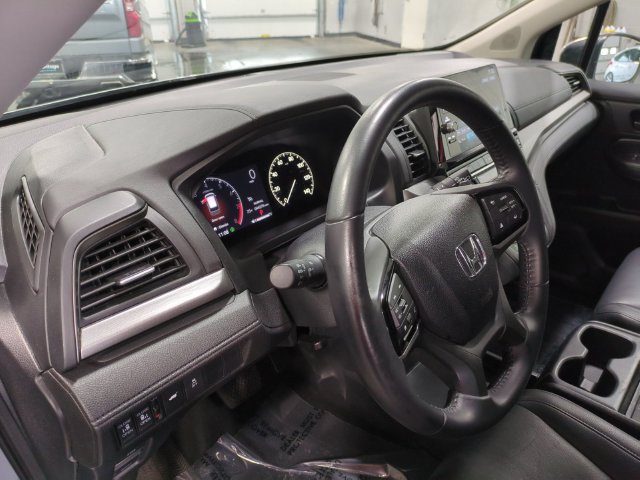 2025 Honda Odyssey EX-L - Photo 11