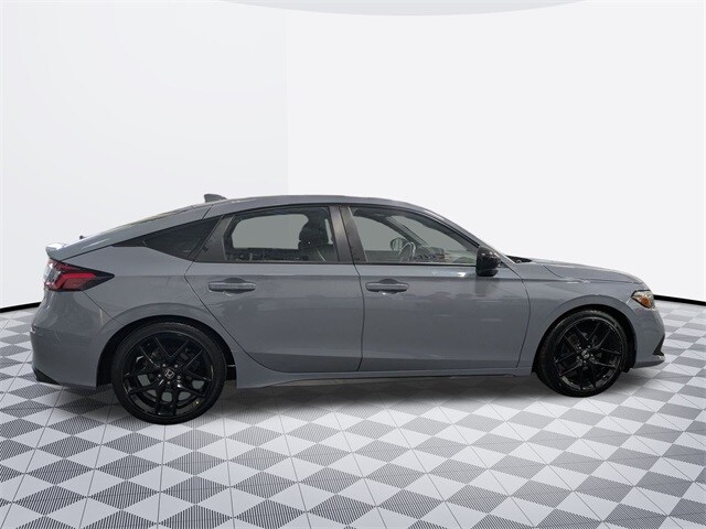 2022 Honda Civic Sport Hatchback photo 4