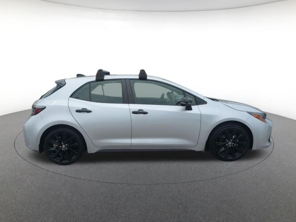 Used 2022 Toyota Corolla Hatchback SE Nightshade Edition Hatchback
