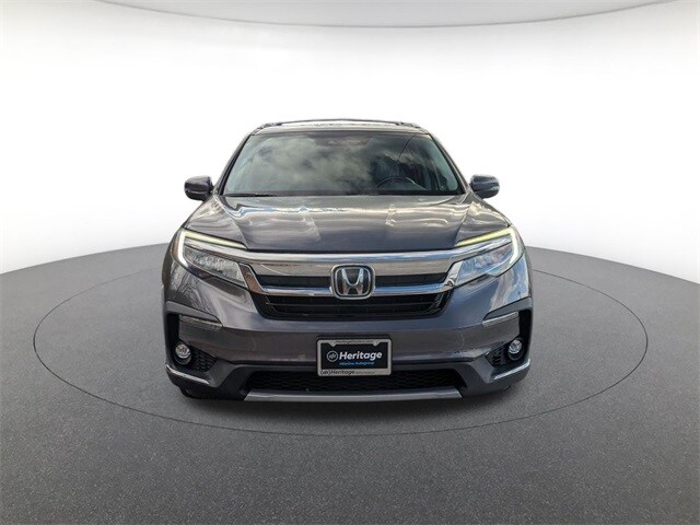 2020 Honda Pilot Touring photo 2