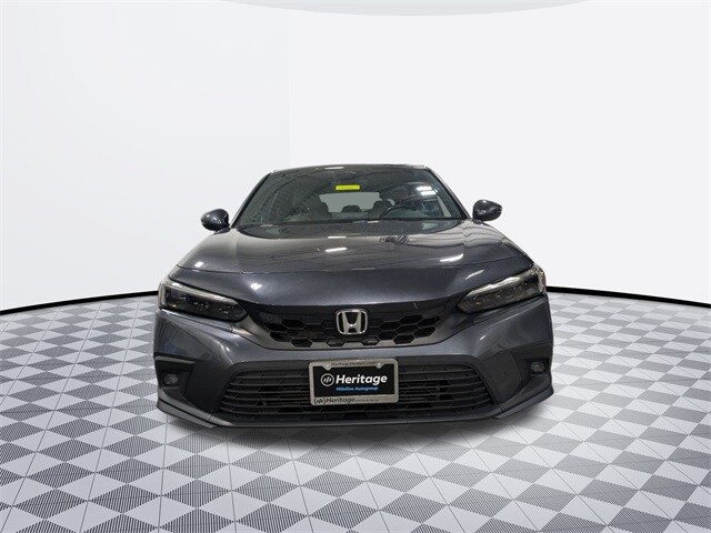 2024 Honda Civic Sport Touring Hatchback photo 2