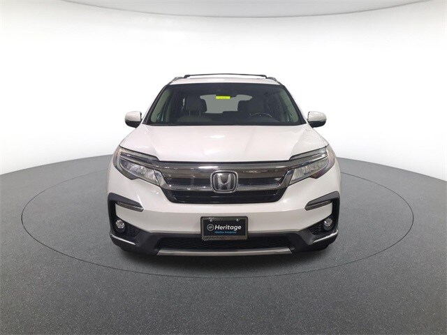 2020 Honda Pilot Touring photo 2