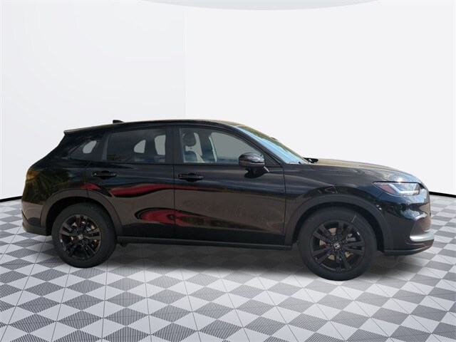2026 Honda HR-V Sport photo 3