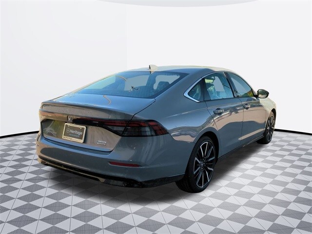 2025 Honda Accord Hybrid Touring photo 4