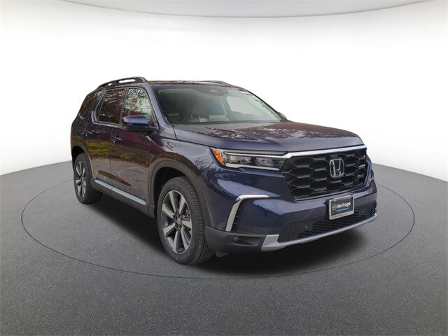 2025 Honda Pilot Touring photo 2