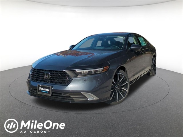 2025 Honda Accord Hybrid Touring's photo
