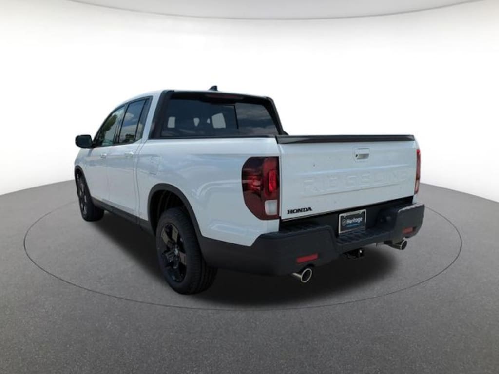New 2026 Honda Ridgeline Black Edition Two-Tone Truck Crew Cab