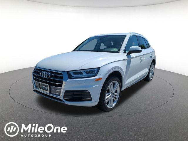 2020 Audi Q5 45 quattro S tronic Premium Plus's photo