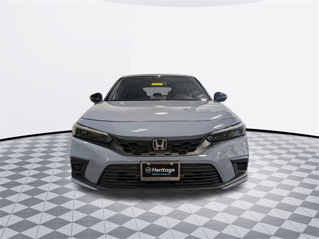 2022 Honda Civic Sport Hatchback photo 2