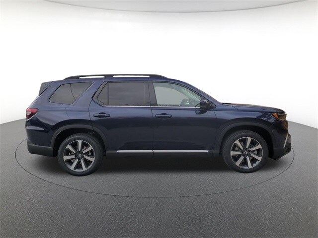 2025 Honda Pilot Touring photo 3