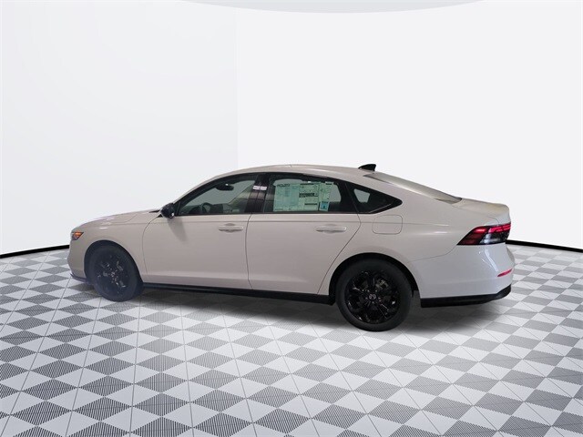 2025 Honda Accord SE photo 2
