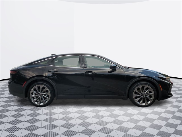 2025 Toyota Crown Limited photo 4