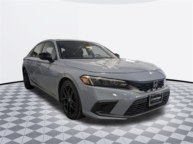 2022 Honda Civic Sport Hatchback photo 3