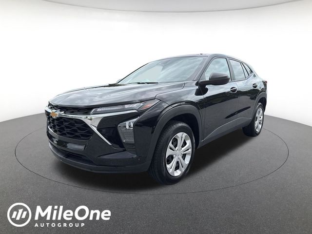 2025 Chevrolet Trax LS's photo