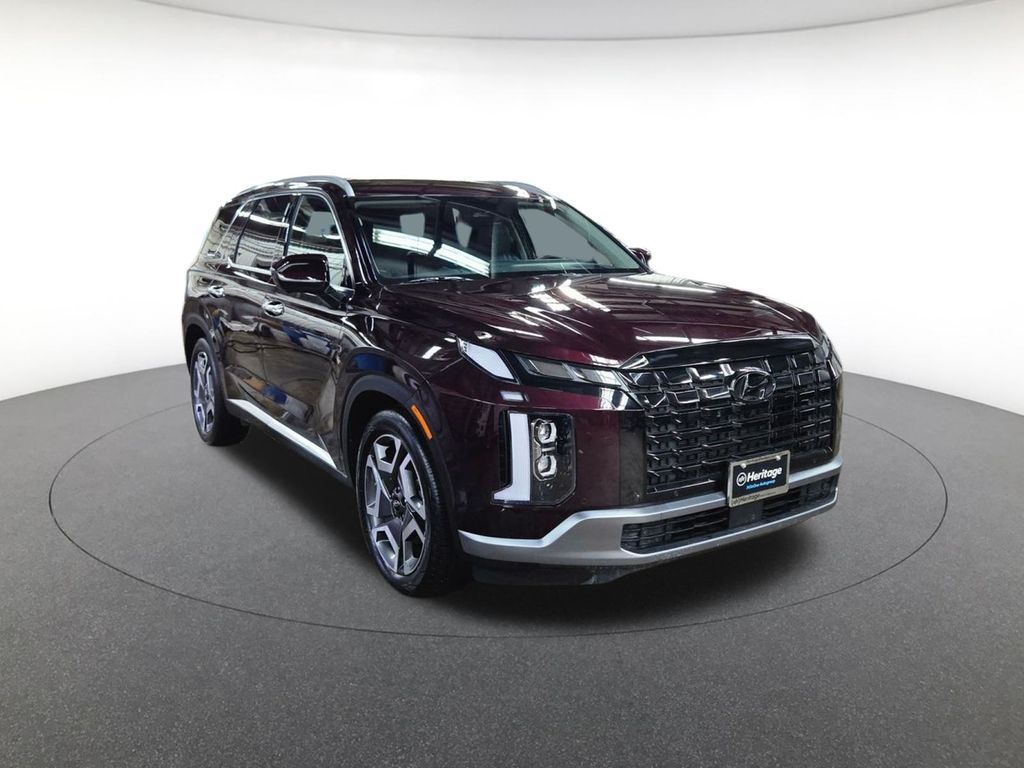 2023 Hyundai Palisade Limited photo 3