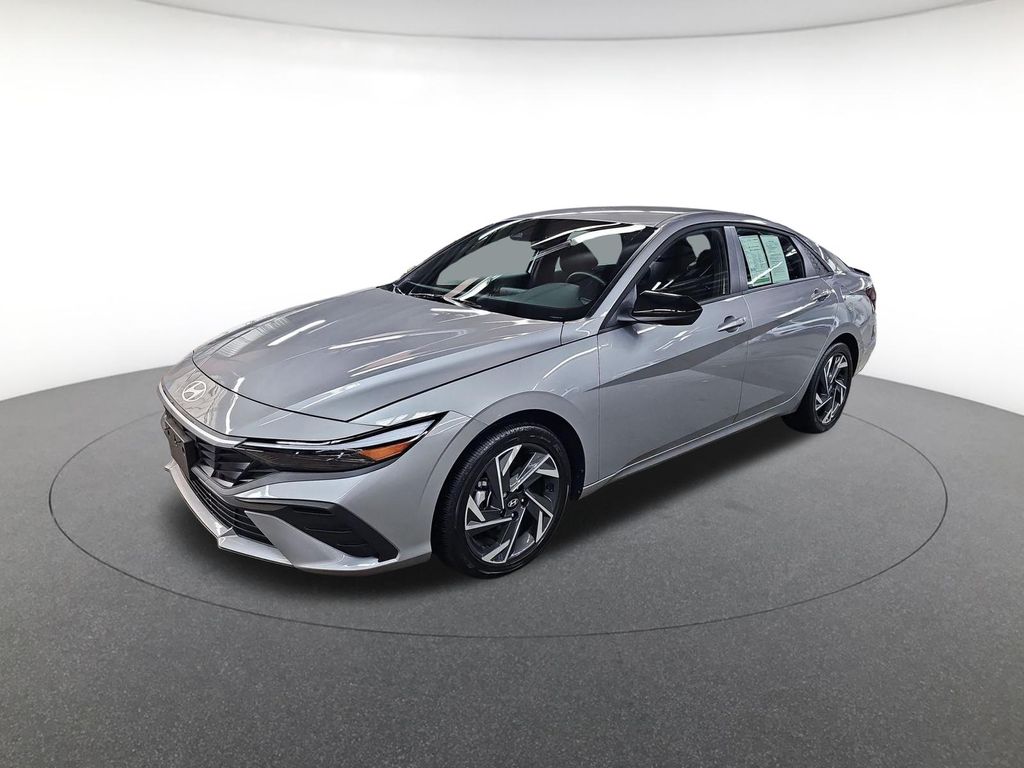 2025 Hyundai Elantra Blue