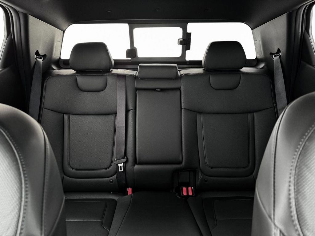 2025 Hyundai Santa Cruz Limited - Photo 16