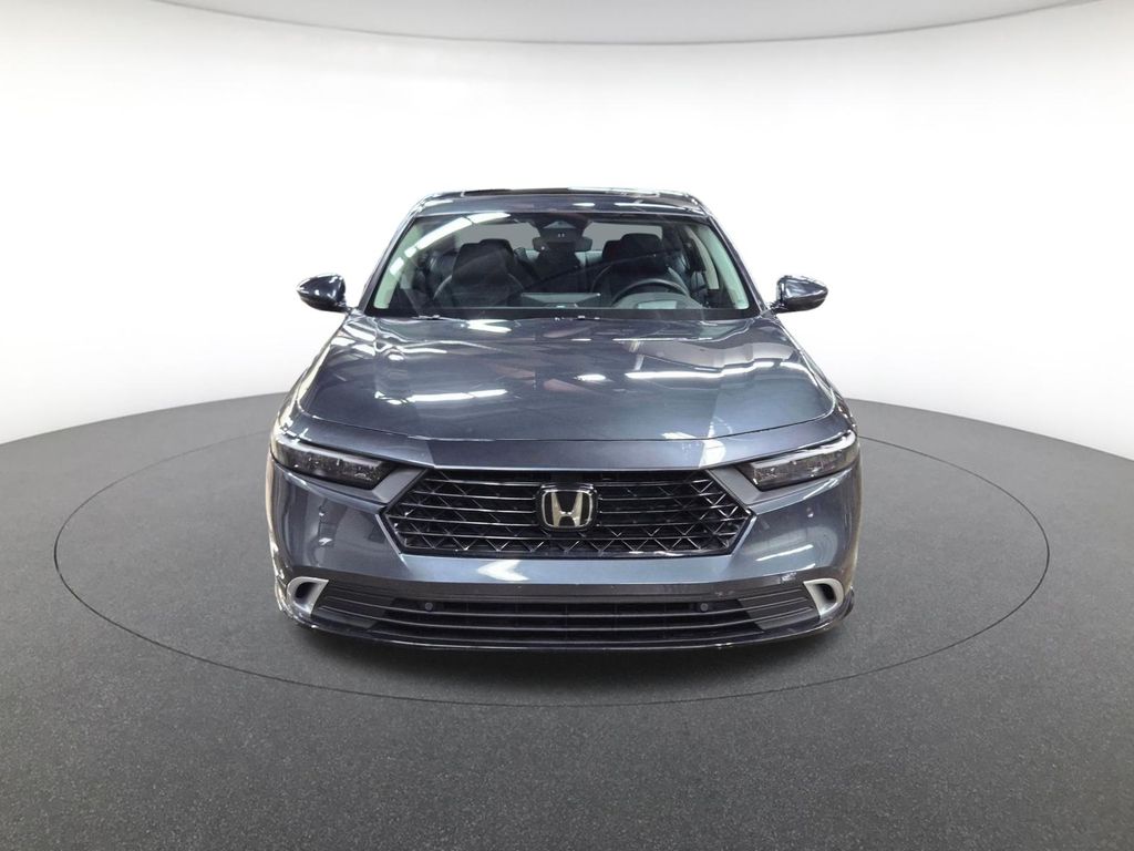 2024 Honda Accord Hybrid Touring photo 2