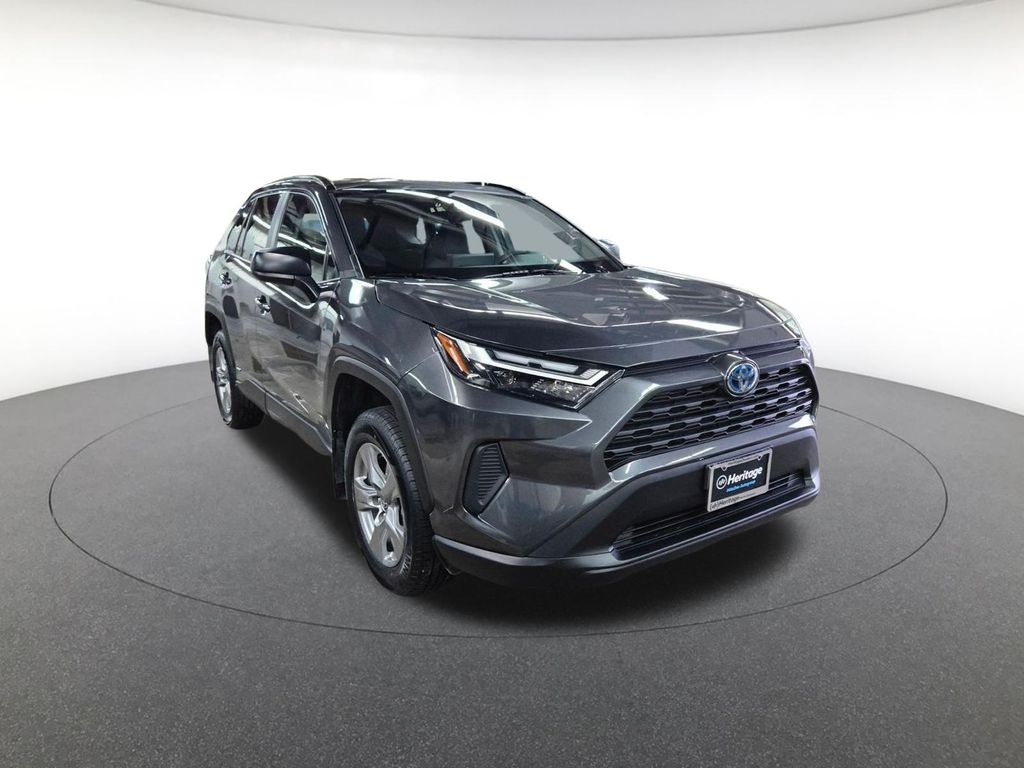 2024 Toyota RAV4 Hybrid LE photo 3