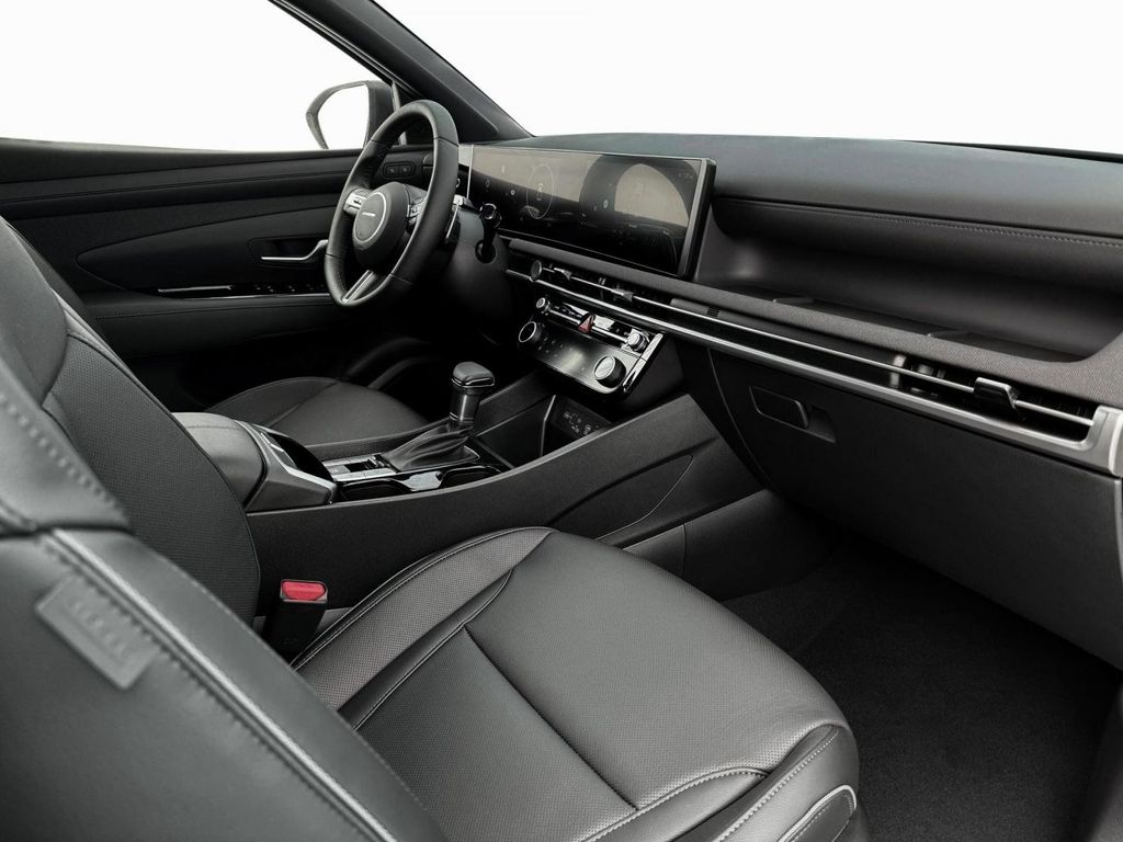2025 Hyundai Santa Cruz Limited - Photo 15