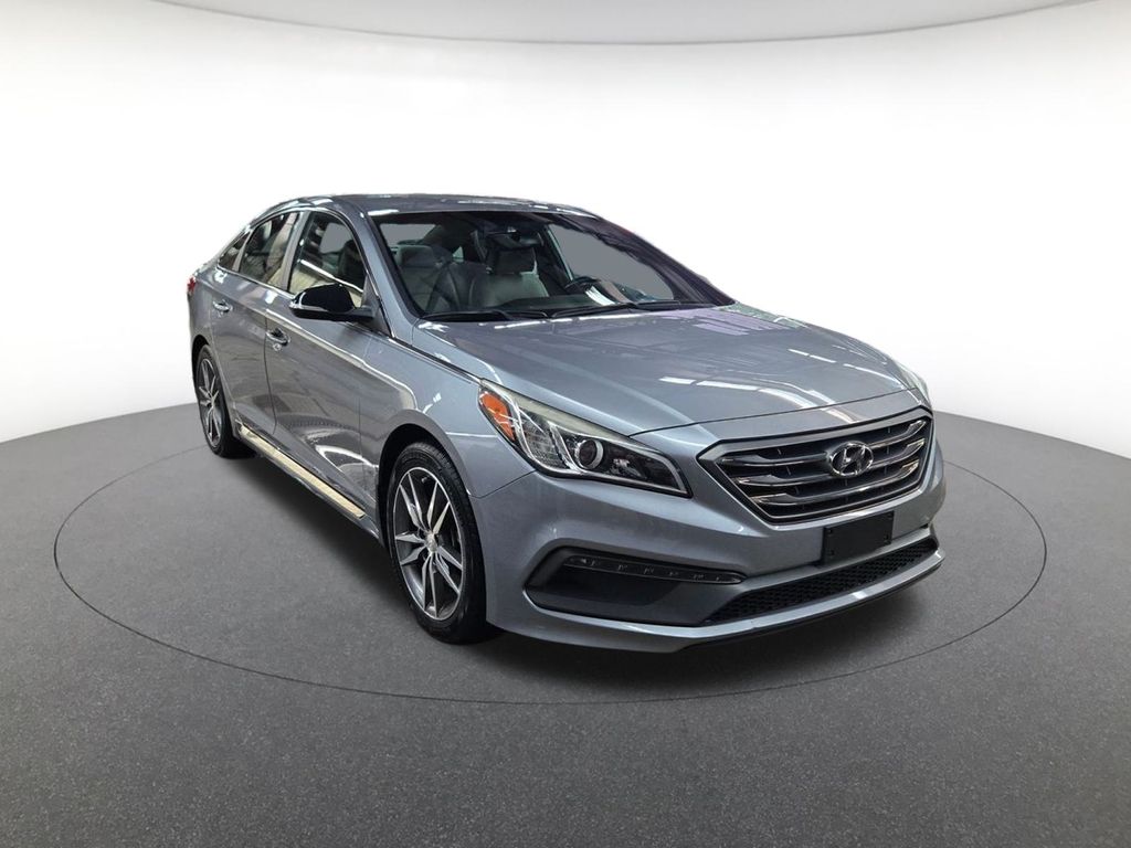 2017 Hyundai Sonata Sport 2.0T photo 3