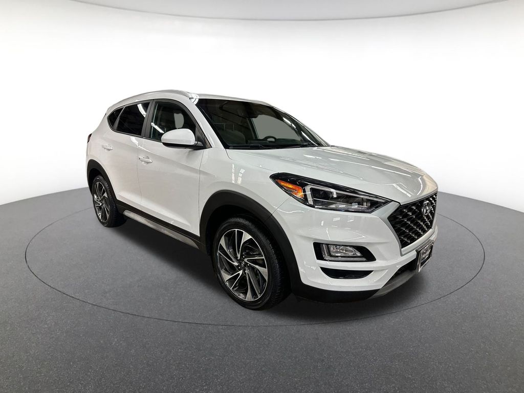 2019 Hyundai Tucson Sport photo 3