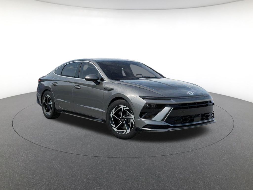 2026 Hyundai Sonata SEL Sport photo 2