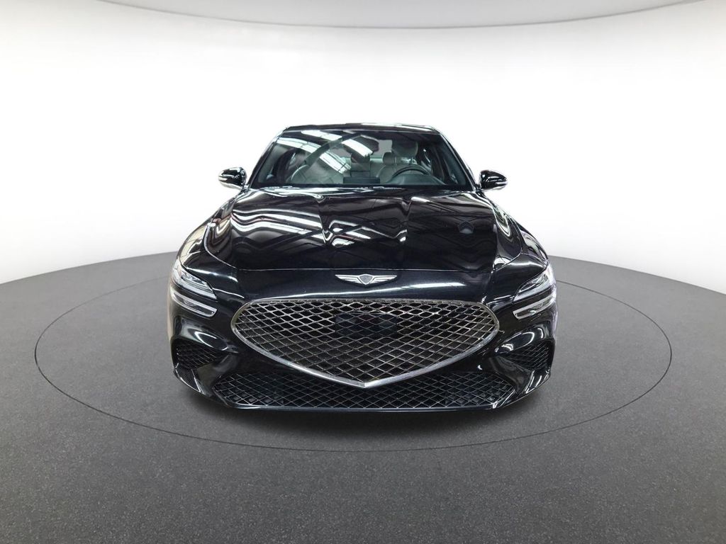 2025 Genesis G70 2.5T photo 2