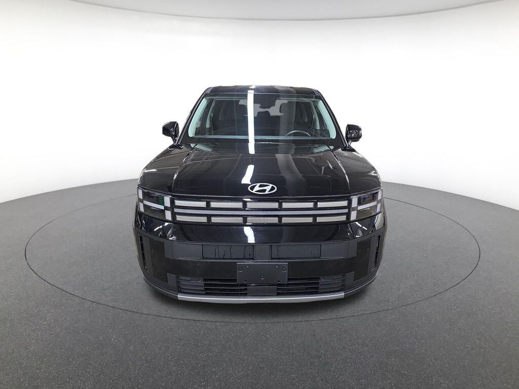 Used 2025 Hyundai Santa Fe SE SUV