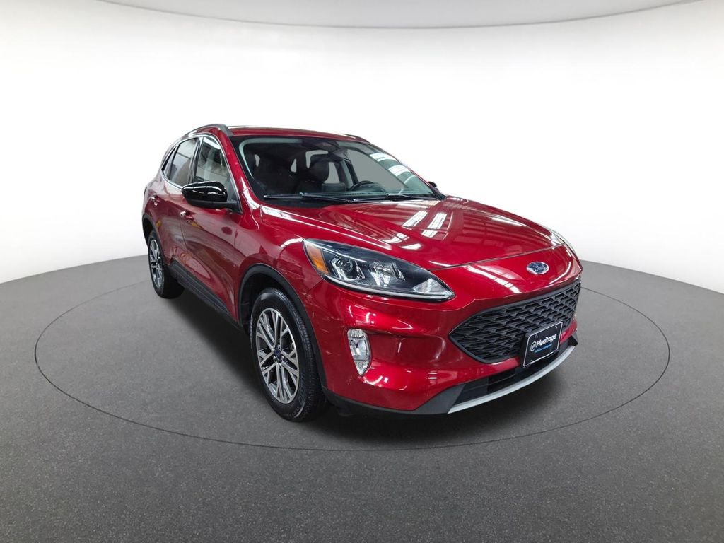 2021 Ford Escape SEL photo 3