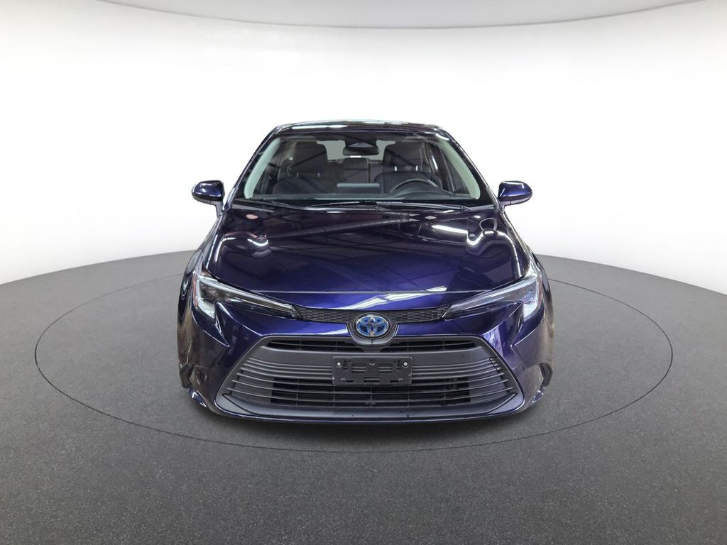 2024 Toyota Corolla Hybrid LE photo 2