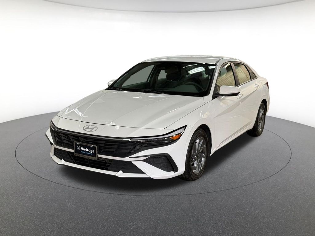 Used 2024 Hyundai Elantra SEL Sedan