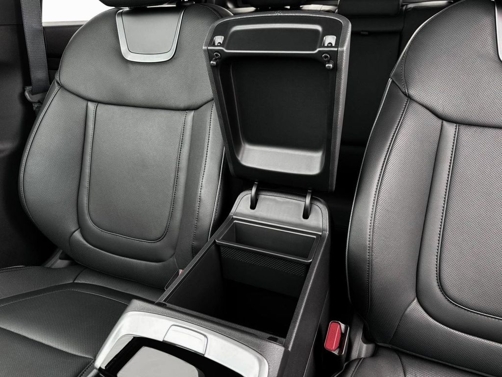 2025 Hyundai Santa Cruz Limited - Photo 18