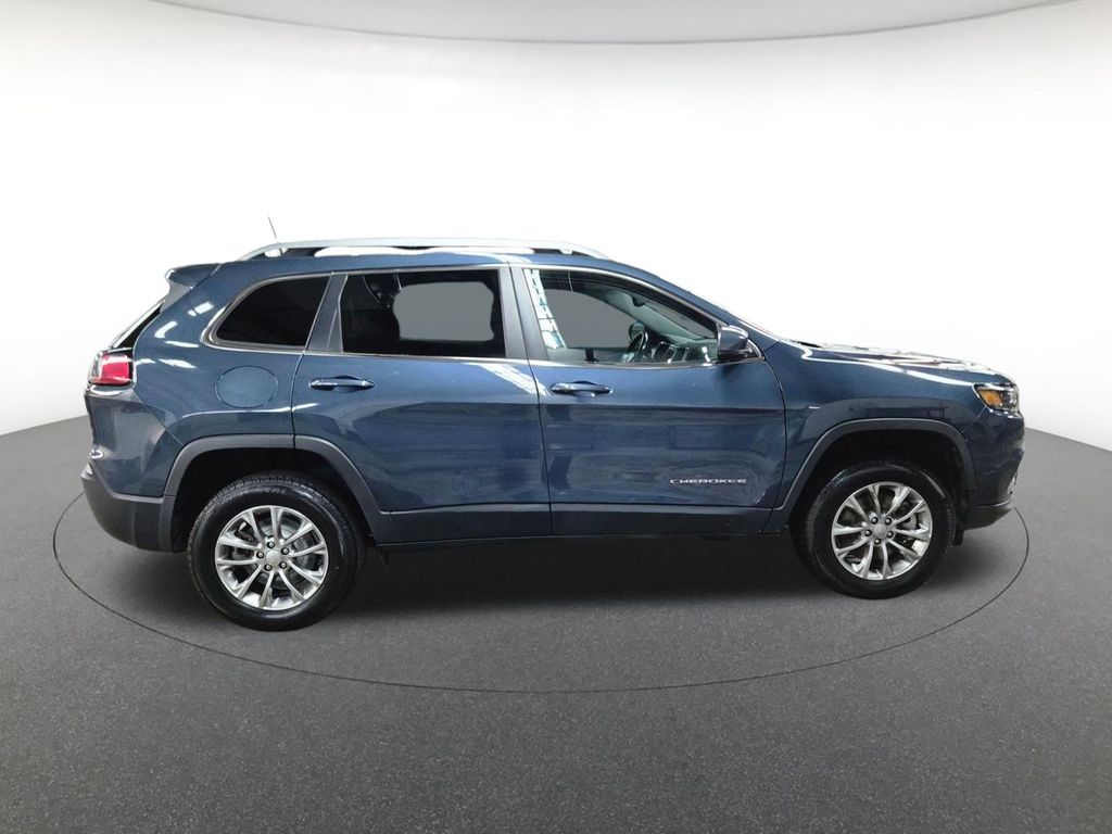 2021 Jeep Cherokee Latitude Lux photo 4