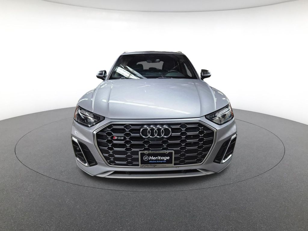 2021 Audi SQ5 Premium Plus photo 2