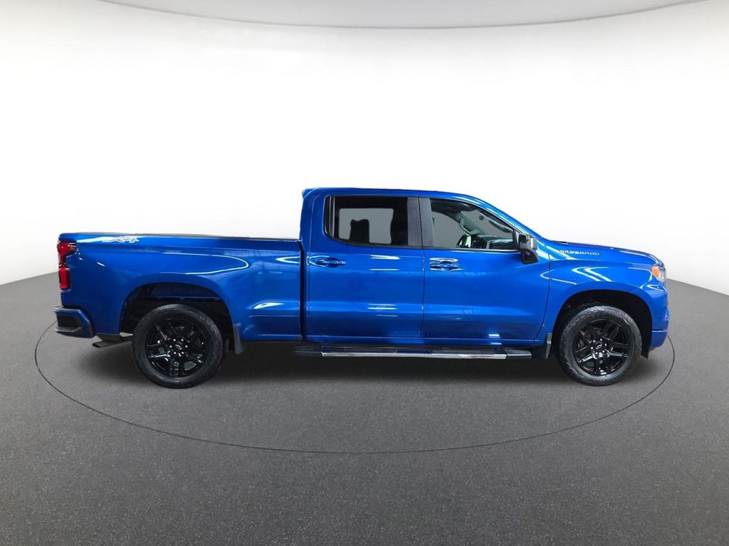 2022 Chevrolet Silverado 1500 RST photo 4